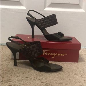 Salvatore Ferragamo espresso Heels sz 9 1/2 B